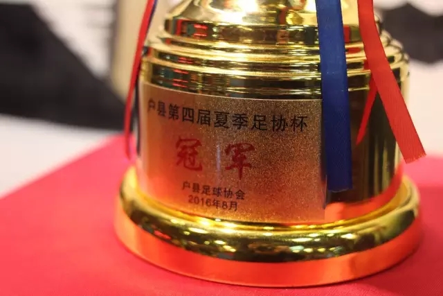 哈利伯顿24分字母利拉德缺阵 步行者擒雄鹿3-1